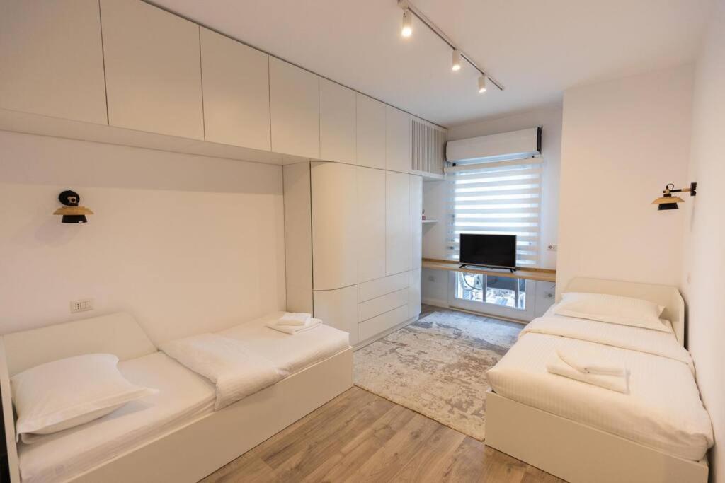 Terrace 6 * Tiranë